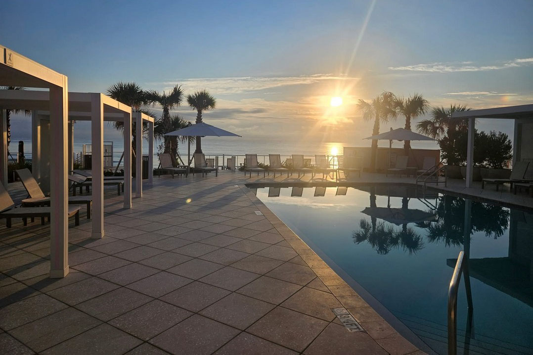 Pool Deck Outdoor Pool